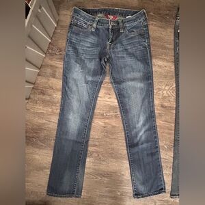 Lucky Brand Lola Straight Size 2/26 Short